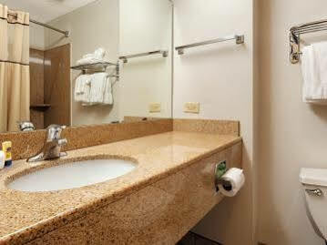 Hotel Western Chesapeake Bay North 3*